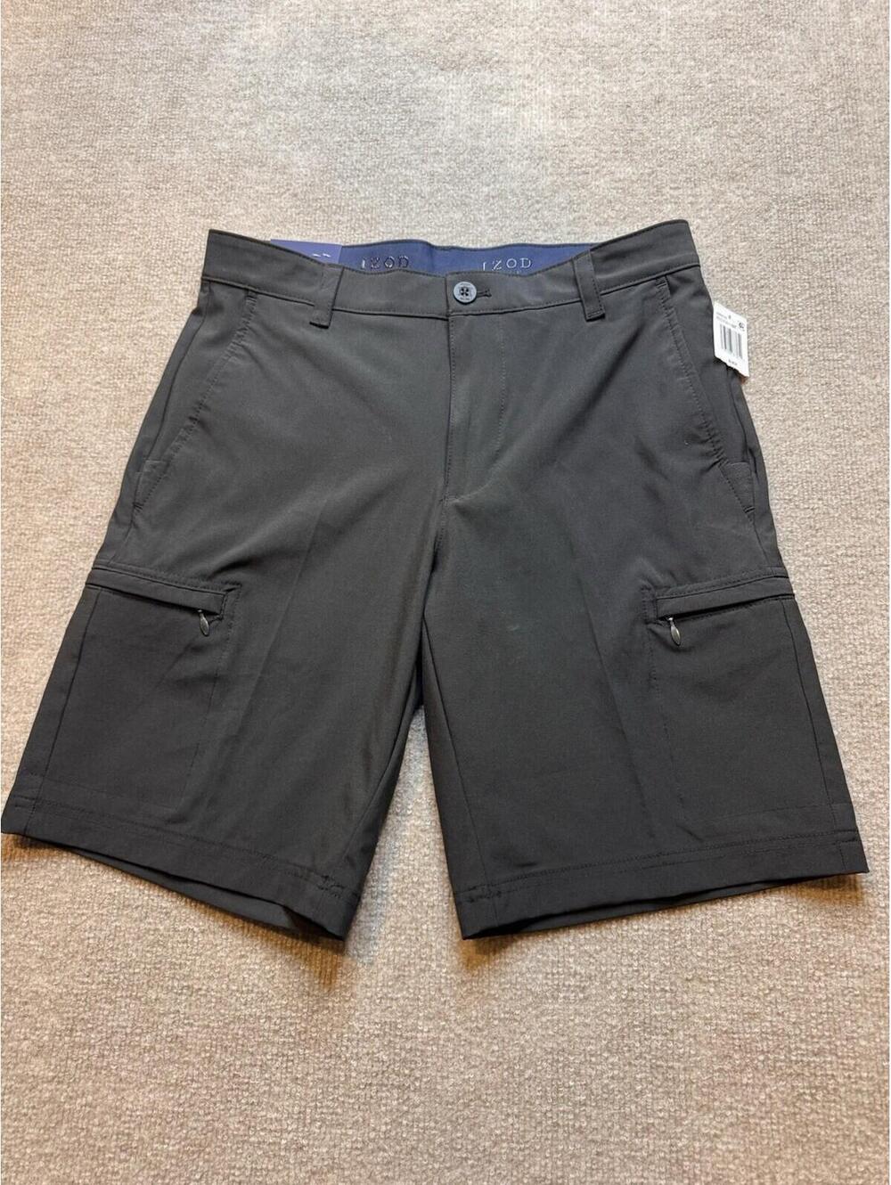 IZOD Men's NWT Golf shorts W30 x 9.5 Black Flat Front [718]